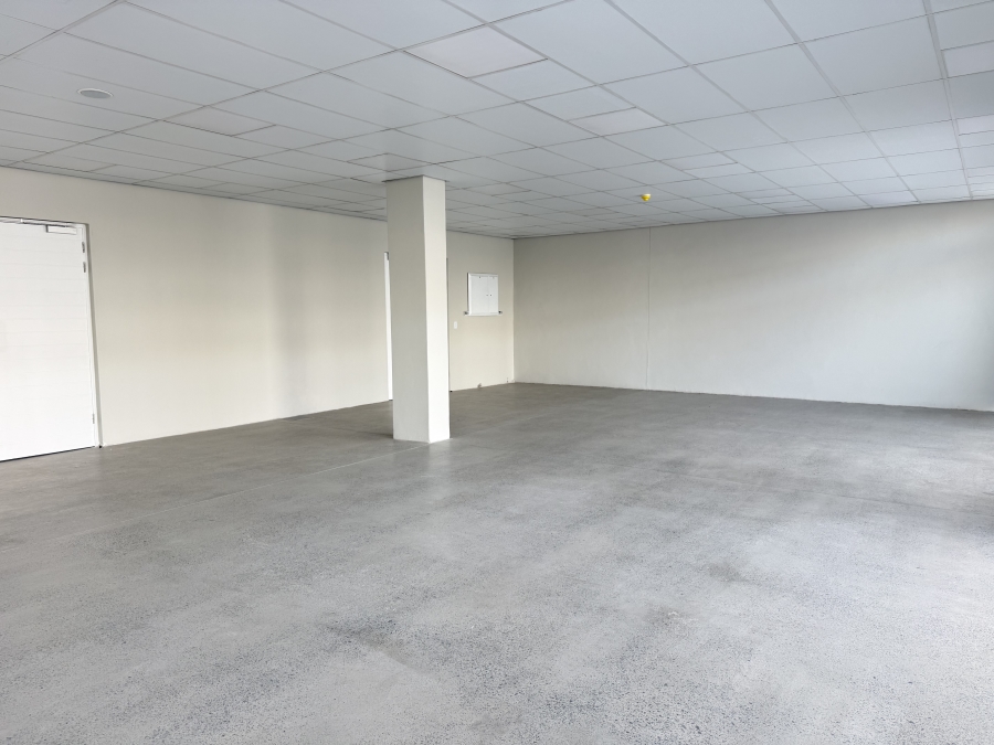 To Let Commercial Property for Rent in Paardevlei Western Cape